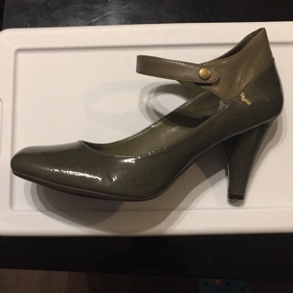 kenneth cole nike air heels